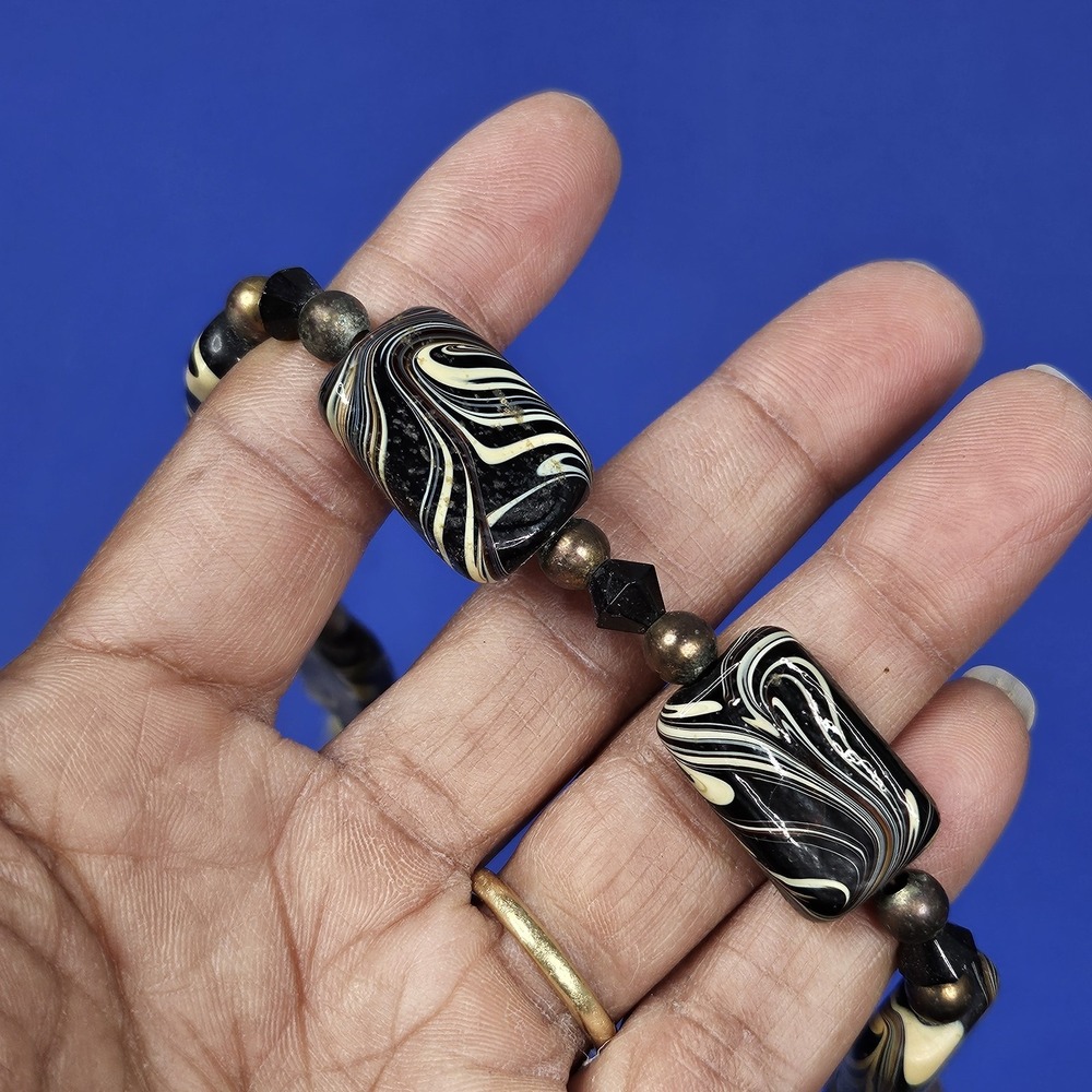 Vintage Bohemian Gypsy Aged Brass Medallion Necklace Swirled Glass Bead Strand - Picture 6 of 13